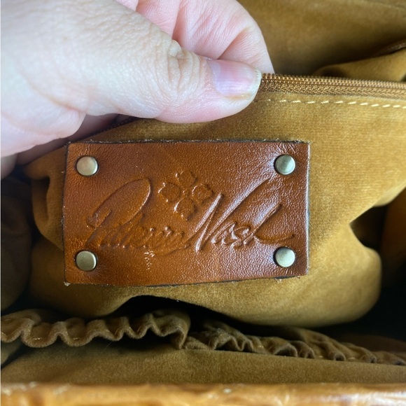 Patricia Nash Leather Croc Embossed Nela Frame Tote Biscuit - Picture 7 of 8